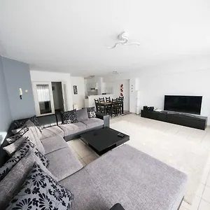 Apartment Renovated In Center Antwerp
